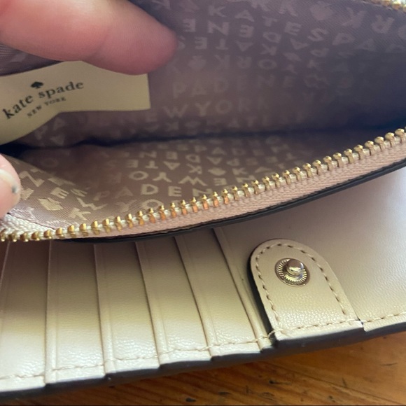 KATE SPADE ♠️ | wallet - Picture 6 of 15